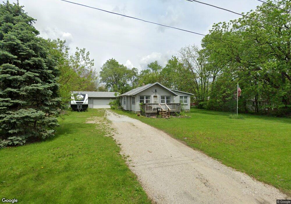 5707 Ovid Ave, Des Moines, IA 50310 - photo 1