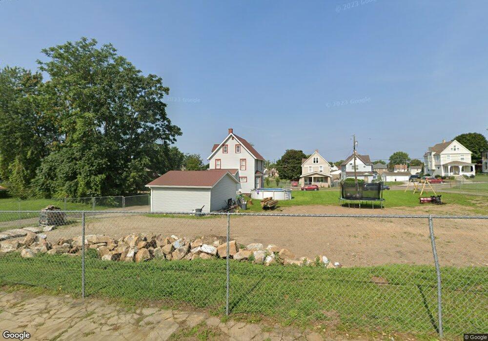 619 Wells Ave SW, Canton, OH 44707 - photo 1