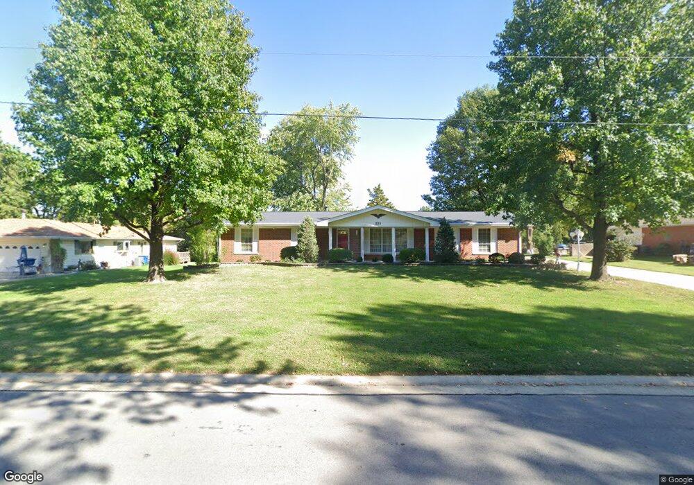 308 Louise Dr, Collinsville, IL 62234 - photo 1