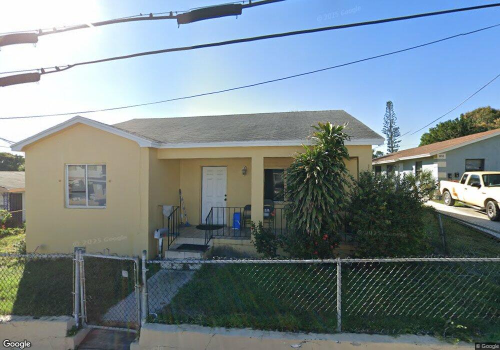 810 20th St, West Palm Beach, FL 33407 - photo 1