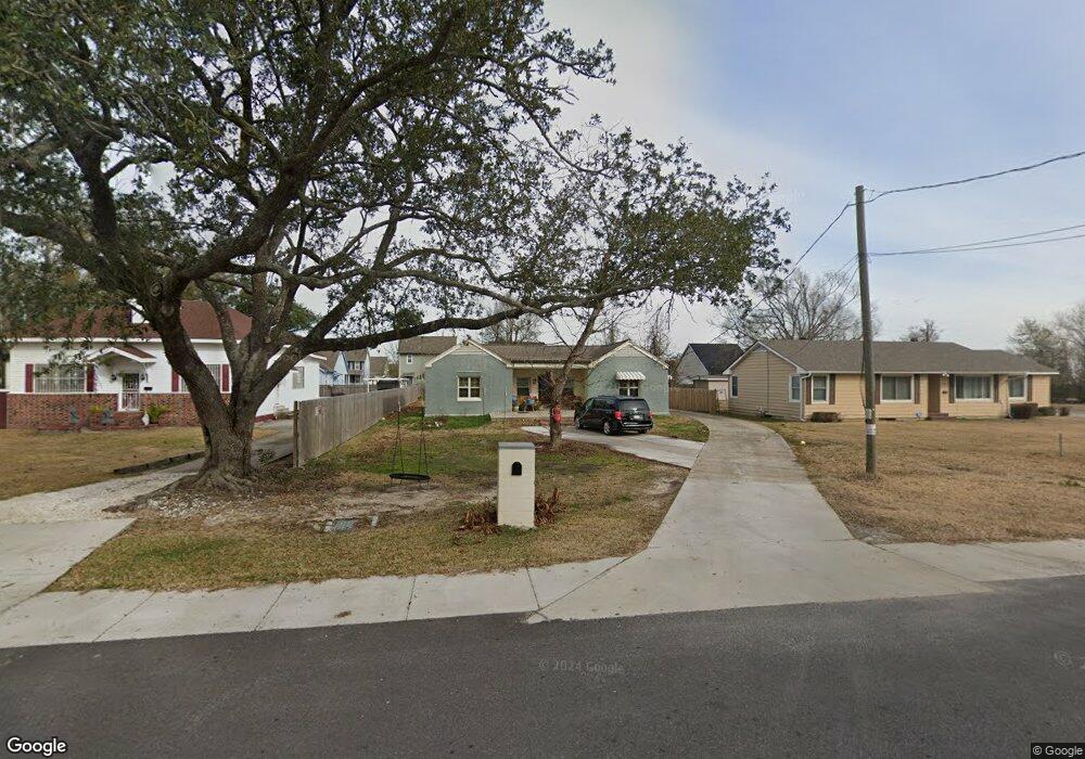 2221 2nd St, Lake Charles, LA 70601 - photo 1