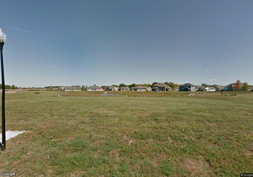 1119 Pats Dr, Appleton, WI 54915 - photo 1