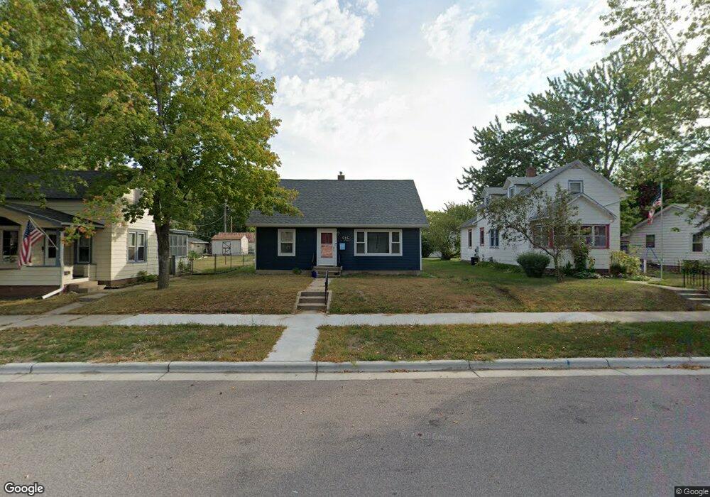 918 N Jefferson St, New Ulm, MN 56073 - photo 1