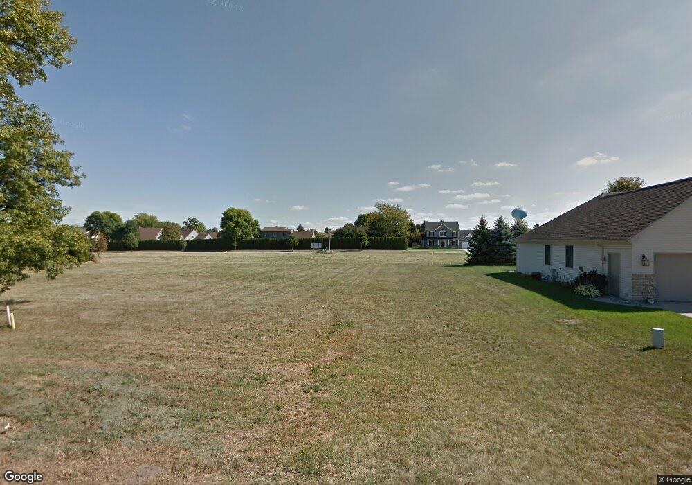 359 Stroebel Dr, Frankenmuth, MI 48734 - photo 1