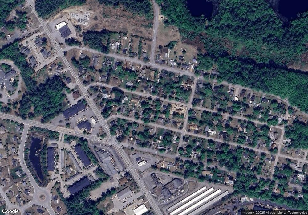 24 Hobart St, Concord, NH 03303 - photo 1