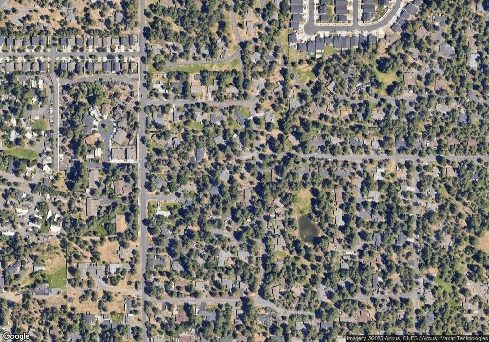 61281 Kwinnum Dr, Bend, OR 97702 - photo 1