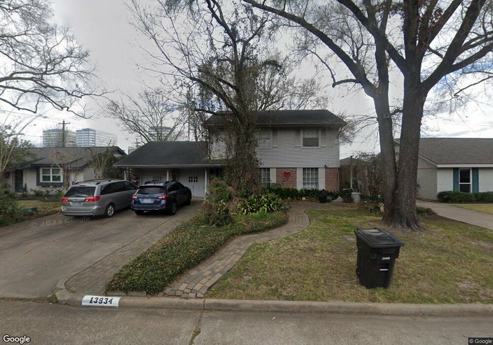 13934 Britoak Ln, Houston, TX 77079 - photo 1
