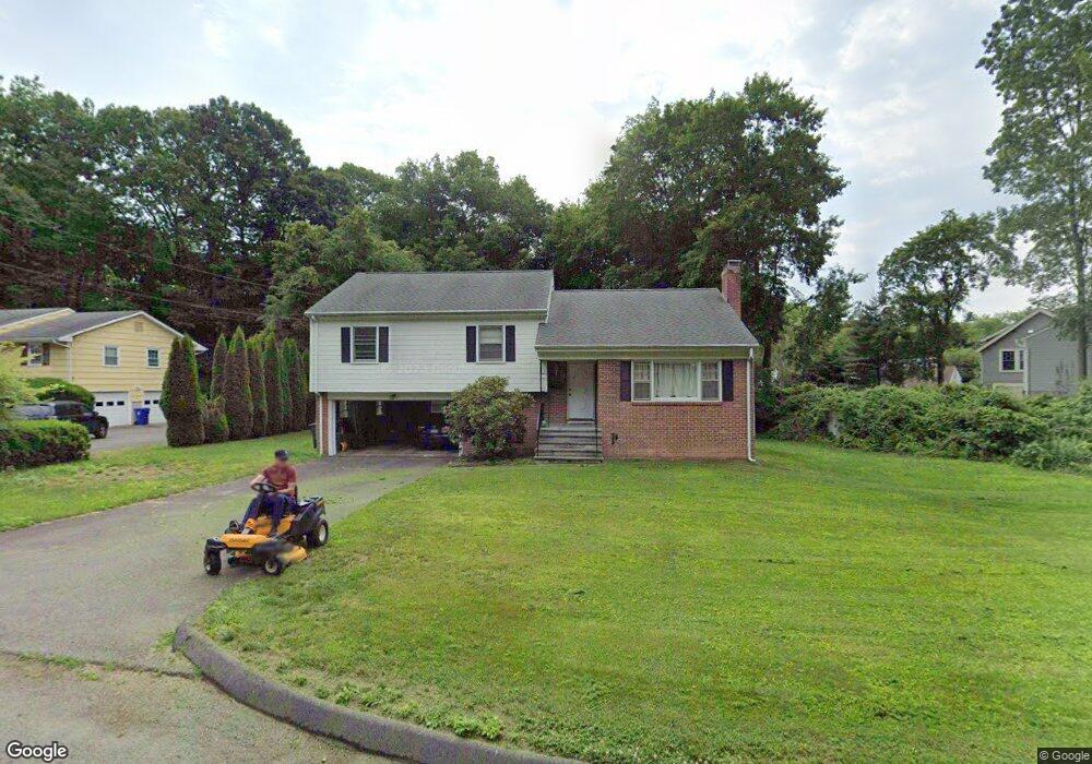 8 Old Lantern Rd, Norwalk, CT 06851 - photo 1