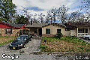 6 Base Dr, Savannah, GA 31406