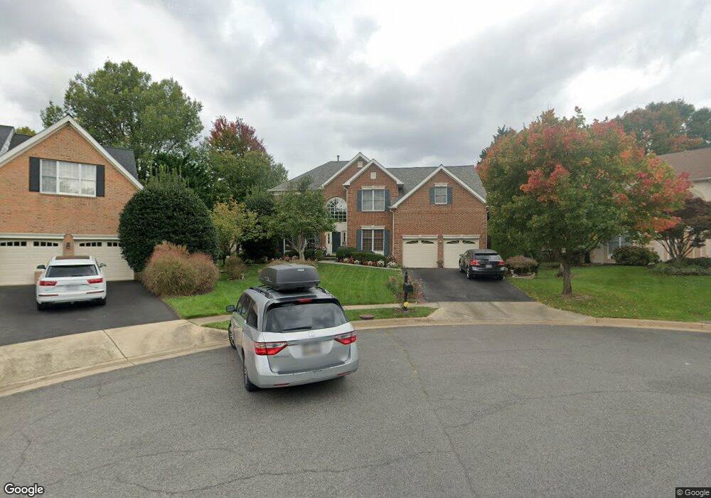 10997 Clover Hunt Ct, Reston, VA 20194 - photo 1