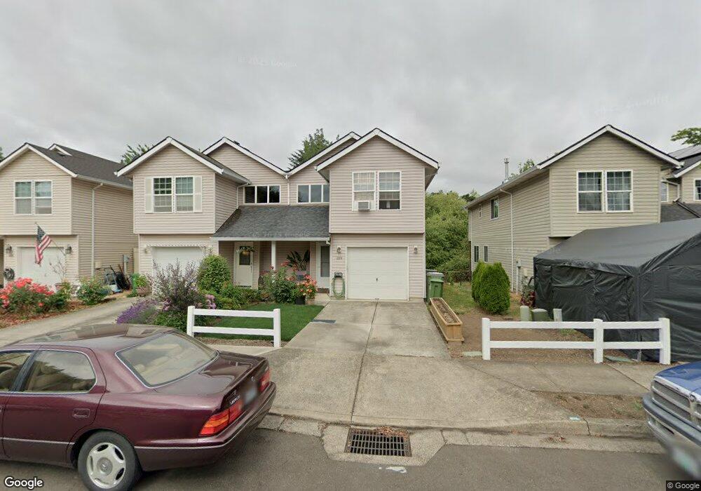 1235 N Creekside Ln, Newberg, OR 97132 - photo 1