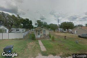 402 S Maple St, Davis, OK 73030