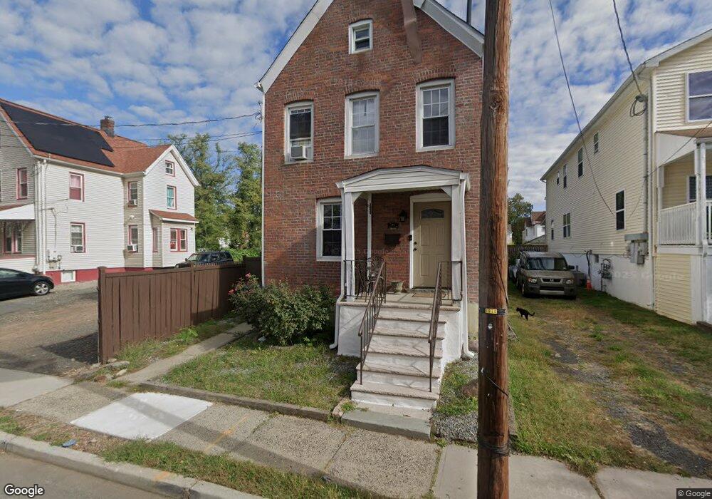 52 Roosevelt Ave, Plainfield, NJ 07060 - photo 1