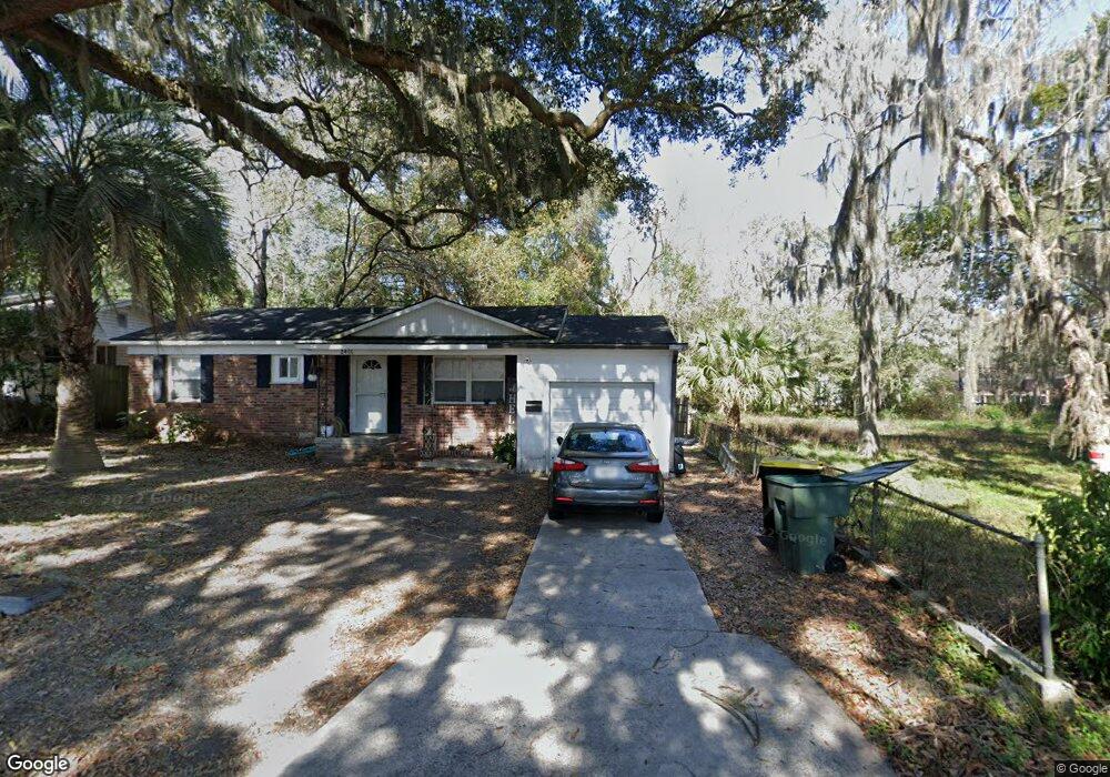 2406 E 37th St, Savannah, GA 31404 - photo 1