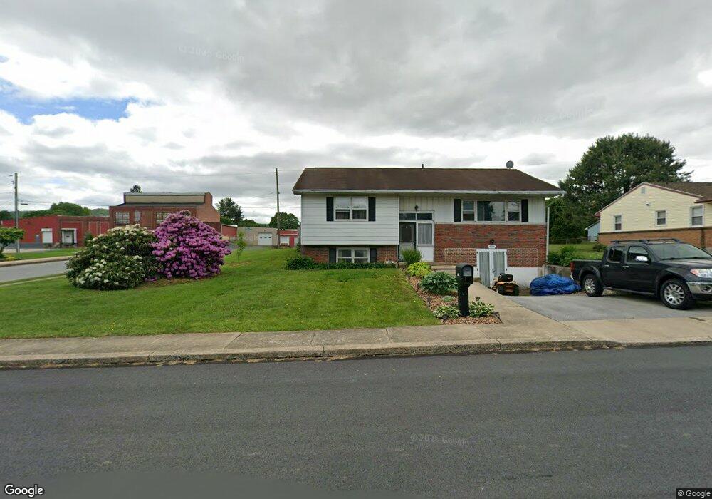 438 Good Ave, Womelsdorf, PA 19567 - photo 1