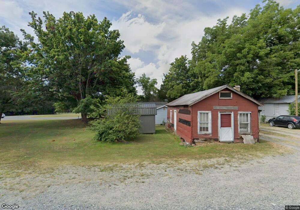 4527 Robbins Cir, Asheboro, NC 27205 - photo 1