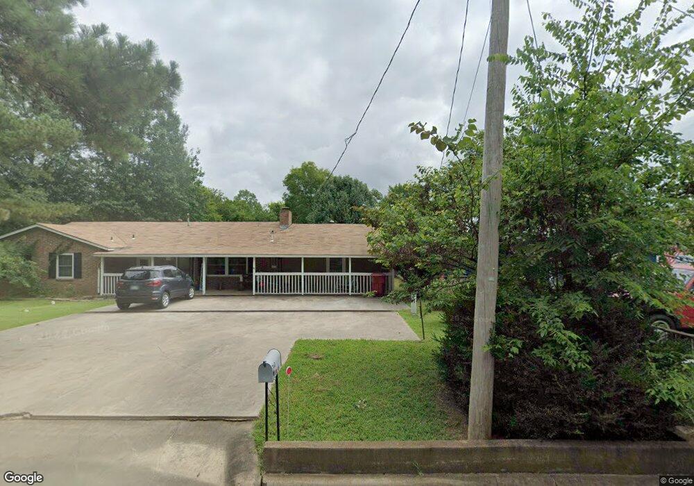 700 N F St, Hugo, OK 74743 - photo 1