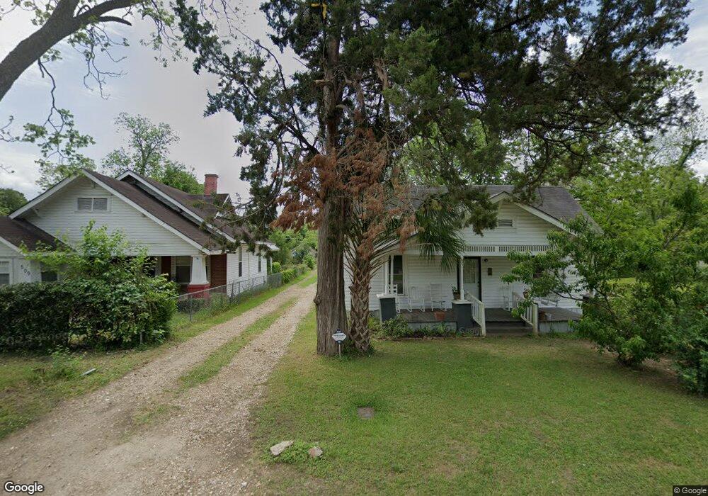 507 E Magnolia St, Fitzgerald, GA 31750 - photo 1