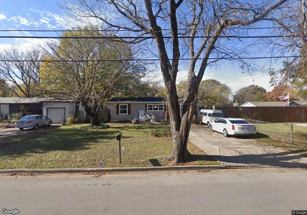 435 Hurstview Dr, Hurst, TX 76053 - photo 1