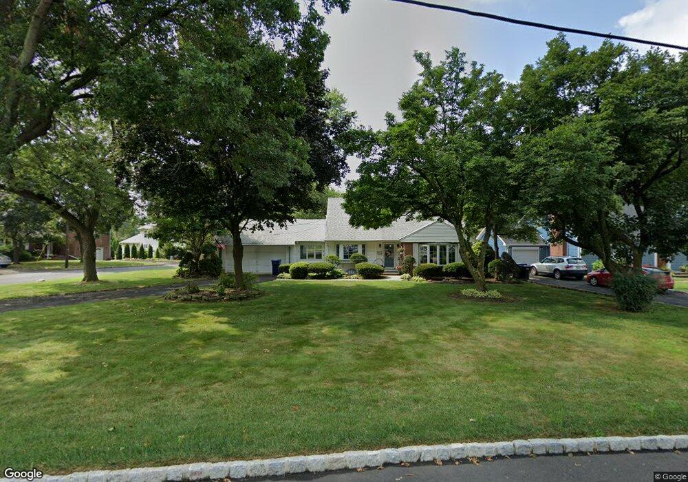 45 Locust Grove Dr, Clark, NJ 07066 - photo 1