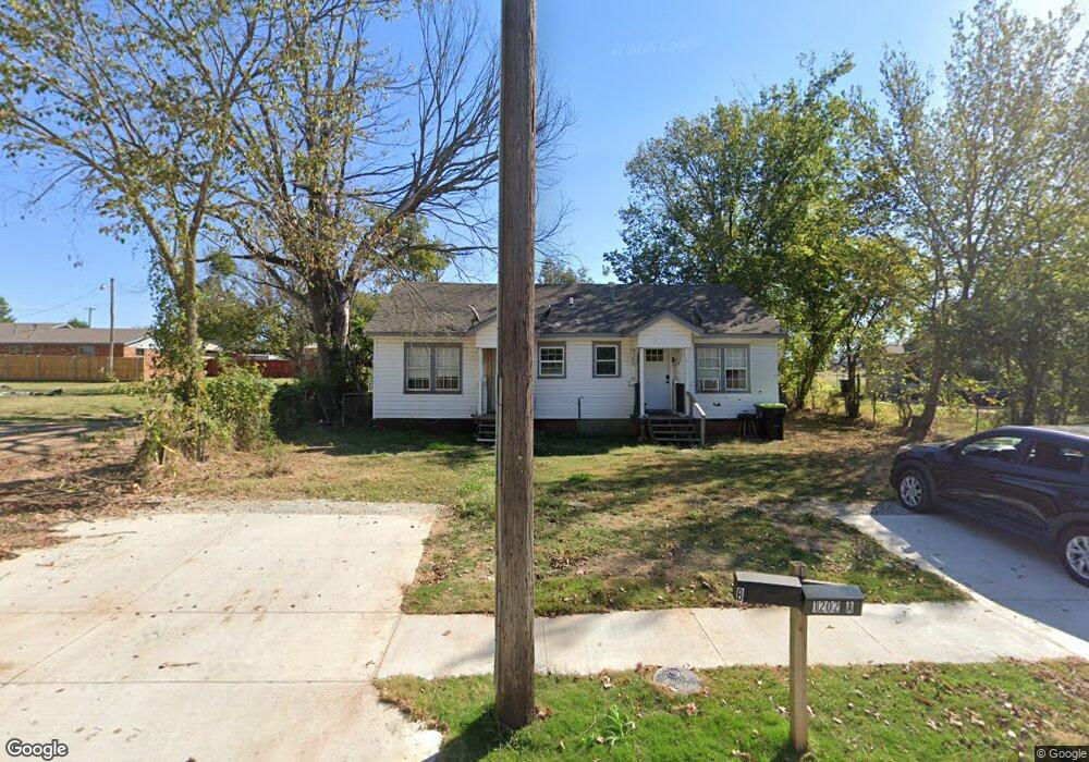 1202 N Oak Ave unit A, Ada, OK 74820 - photo 1