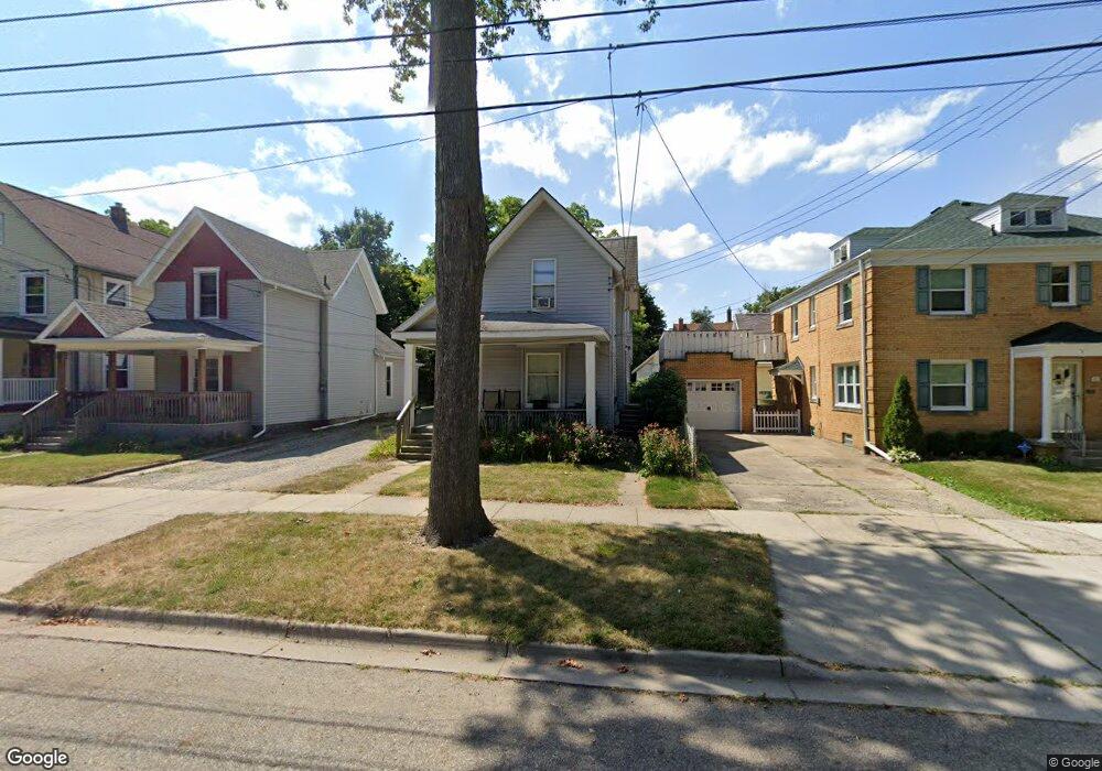 429 N Sycamore St, Lansing, MI 48933 - photo 1