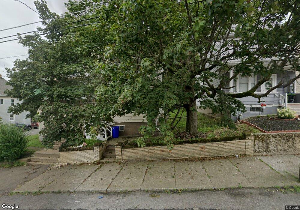 695 Carson St, Hazleton, PA 18201 - photo 1