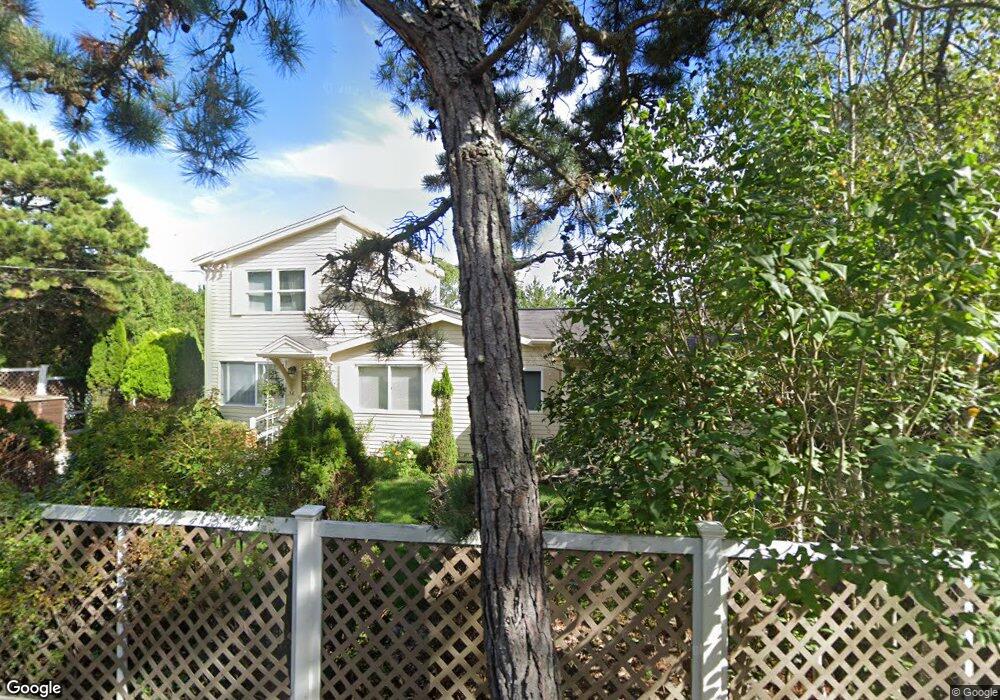 36 Hill Top Rd, Gloucester, MA 01930 - photo 1