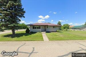 100 N 5th St, Drayton, ND 58225