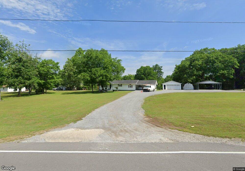 324 Woodland Dr, Shelbyville, TN 37160 - photo 1