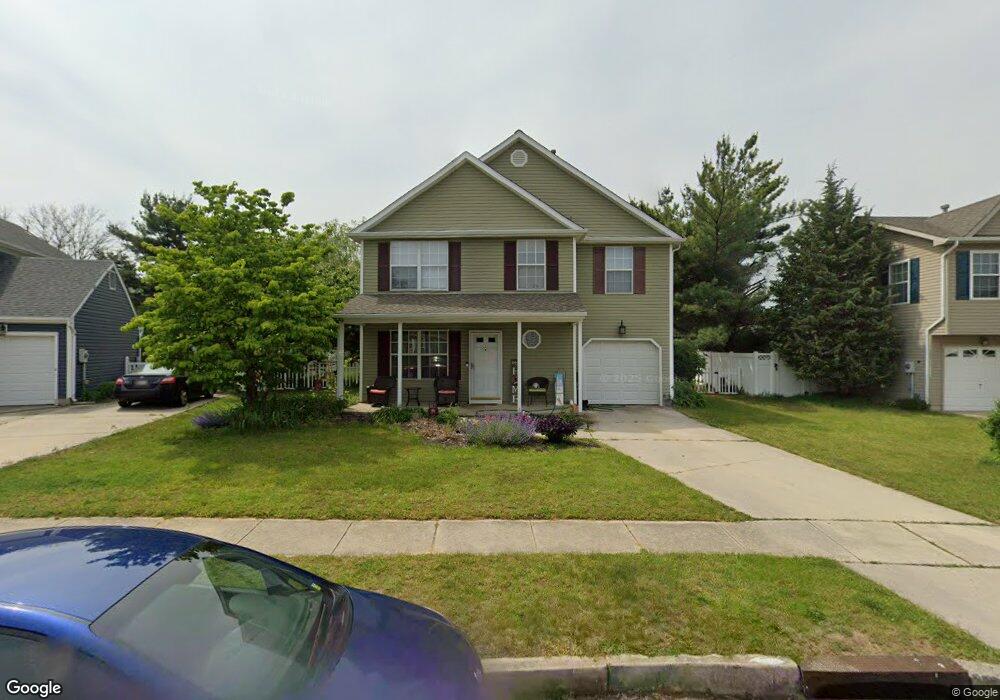 320 Hunters Rd, Swedesboro, NJ 08085 - photo 1