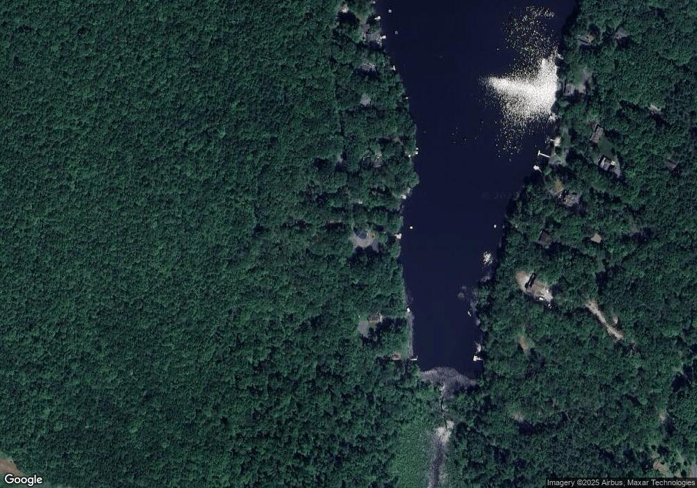 522 W Shore Dr, Hawley, PA 18428 - photo 1