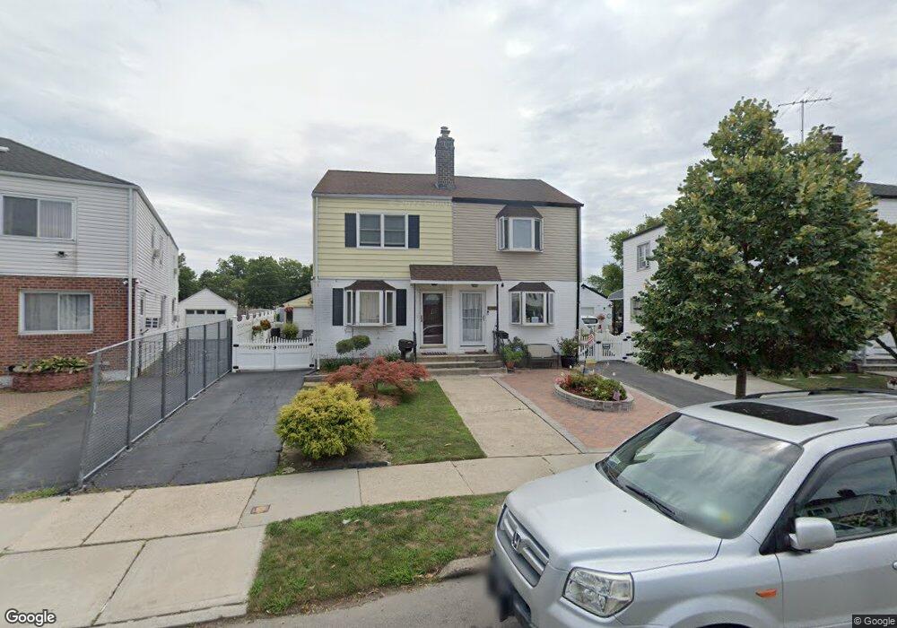 13854 64th Ave, Flushing, NY 11367 - photo 1