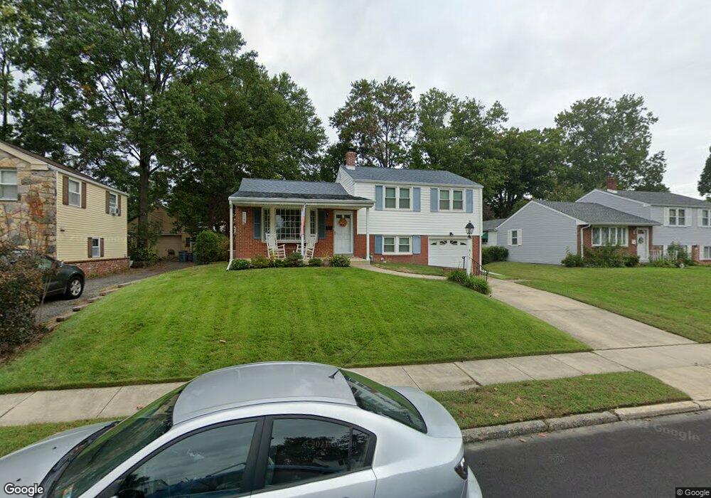 917 Catherine Ave, Woodlyn, PA 19094 - photo 1