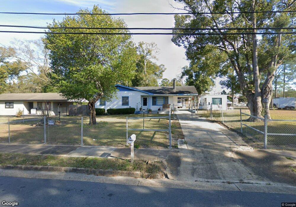 609 S Washington St, Bainbridge, GA 39819 - photo 1