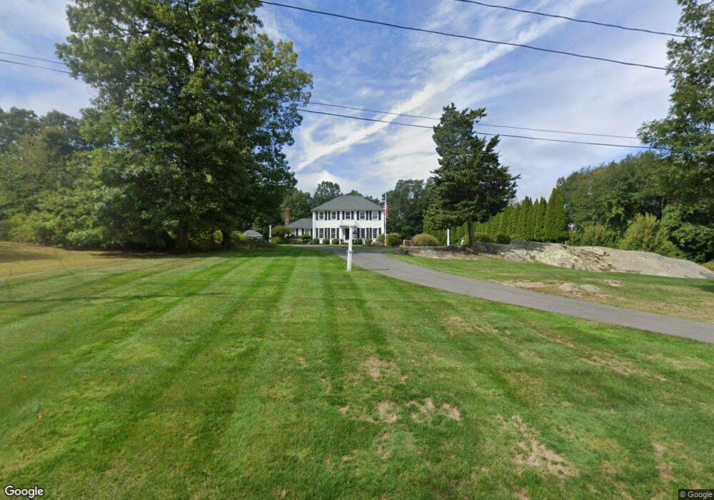 114 Weir St, Hingham, MA 02043 - photo 1