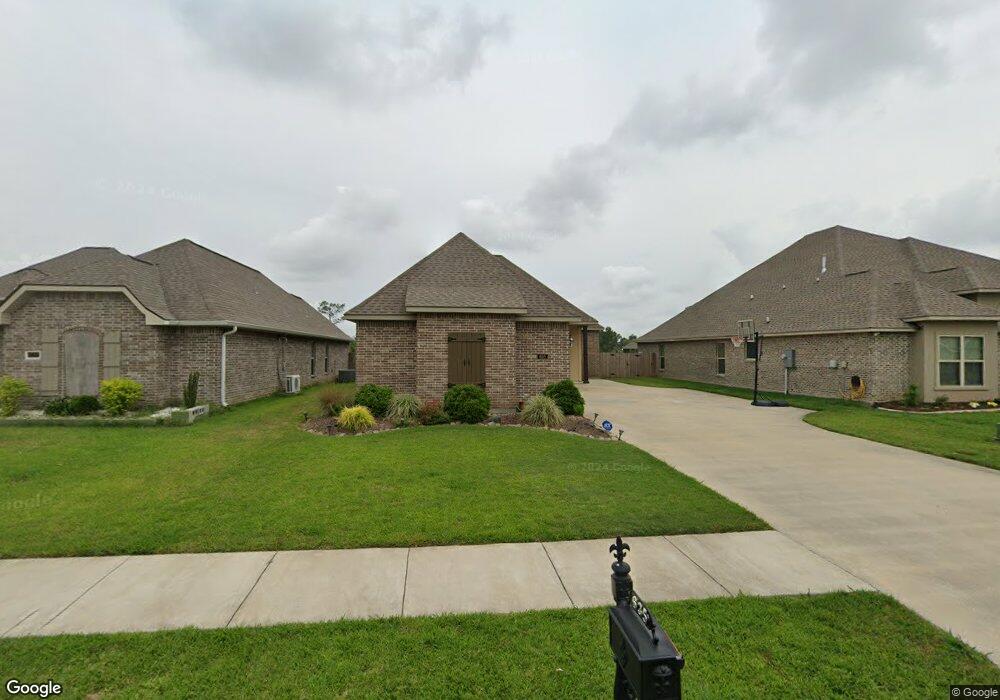 635 Lionel Ln, Lake Charles, LA 70605 - photo 1