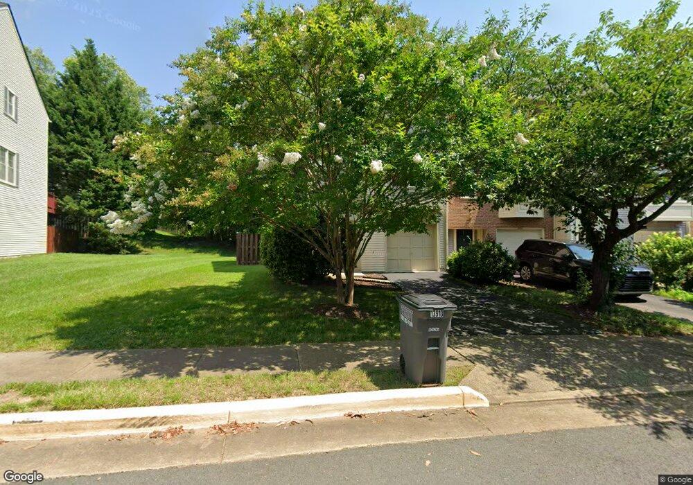 13910 Ludington Place, Centreville, VA 20121 - photo 1