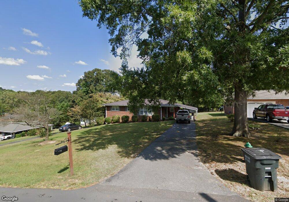 207 Hunt Dr, Calhoun, GA 30701 - photo 1