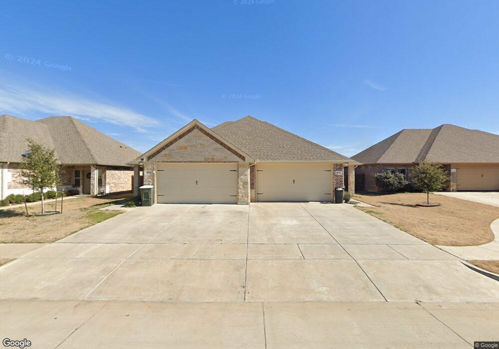 4920 Opal Ct, Granbury, TX 76049 - photo 1