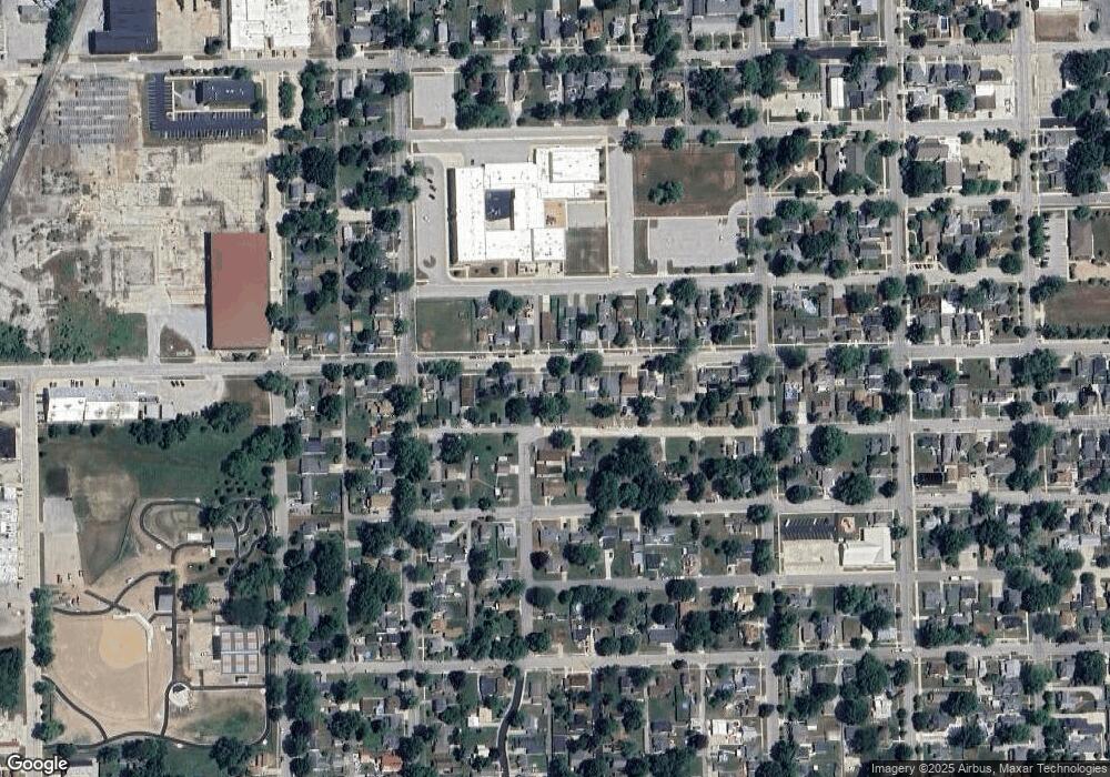 347 W 15th St, Auburn, IN 46706 - photo 1