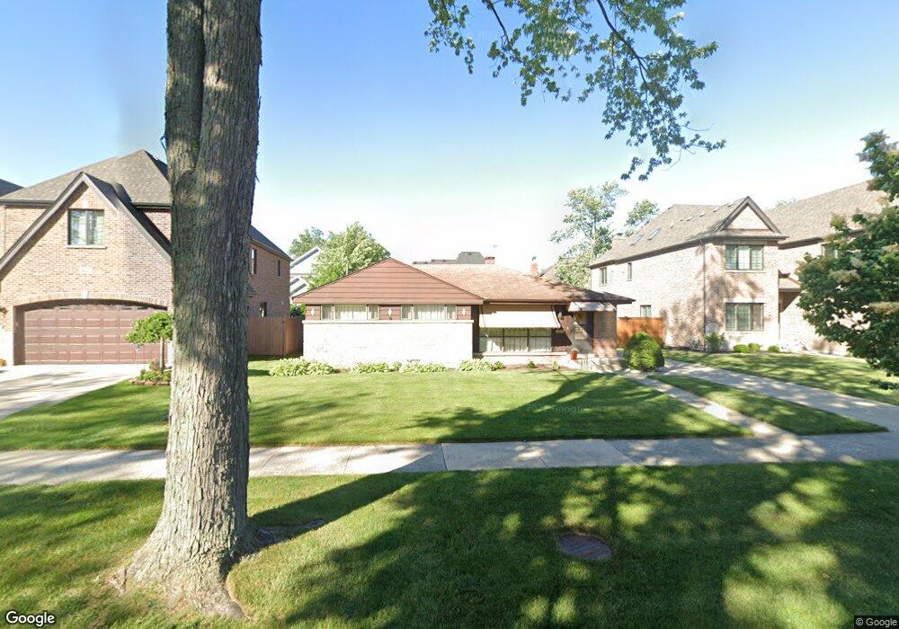 437 N Oak St, Elmhurst, IL 60126 - photo 1