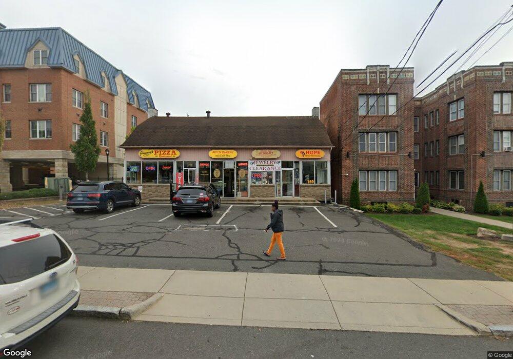 769 Farmington Ave, West Hartford, CT 06119 - photo 1