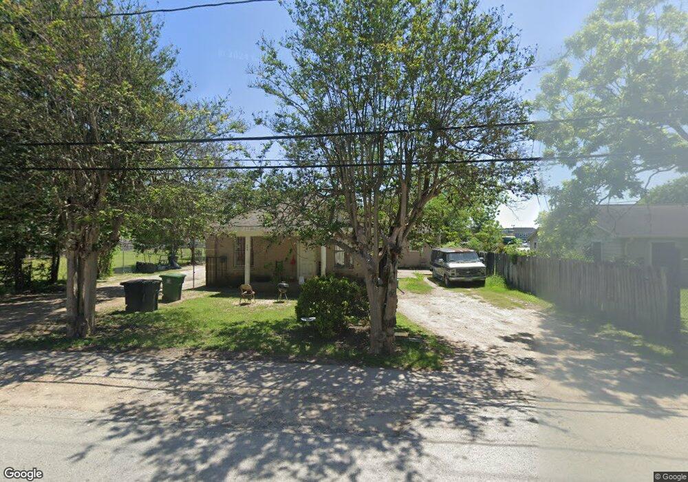 735 Link Rd, Houston, TX 77009 - photo 1