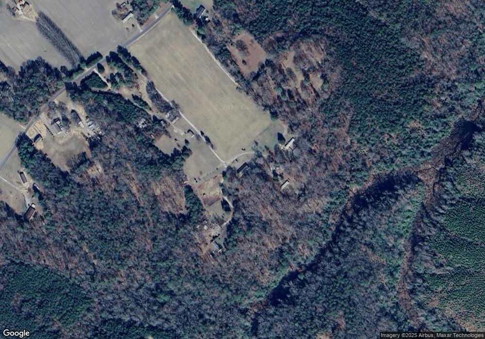 375 Chinquapin Cir, Dunnsville, VA 22454 - photo 1