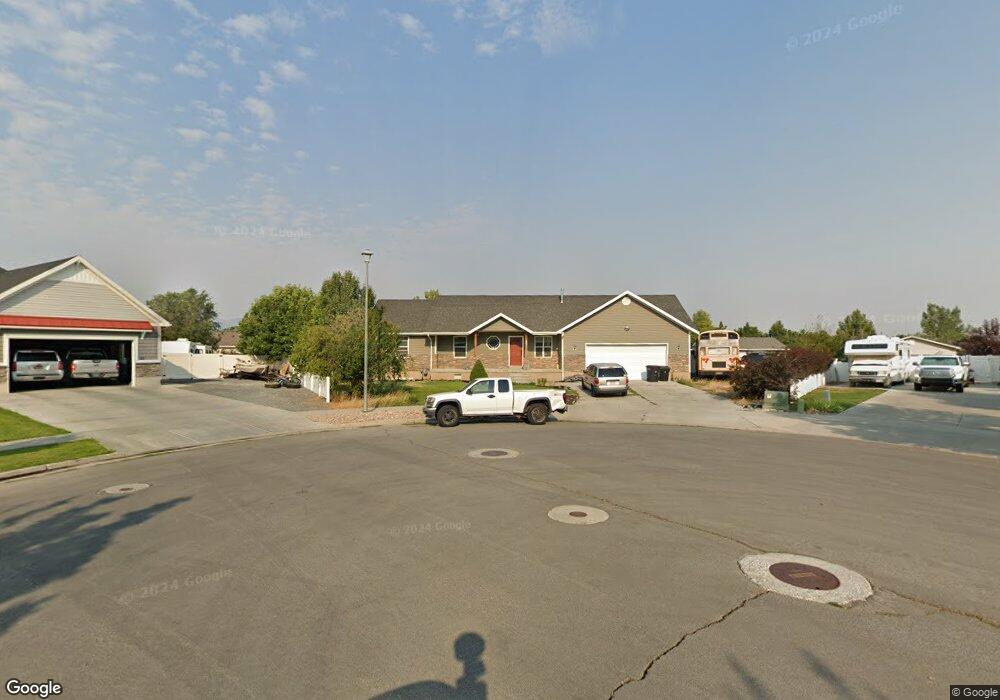 1377 E 50 S, Hyrum, UT 84319 - photo 1