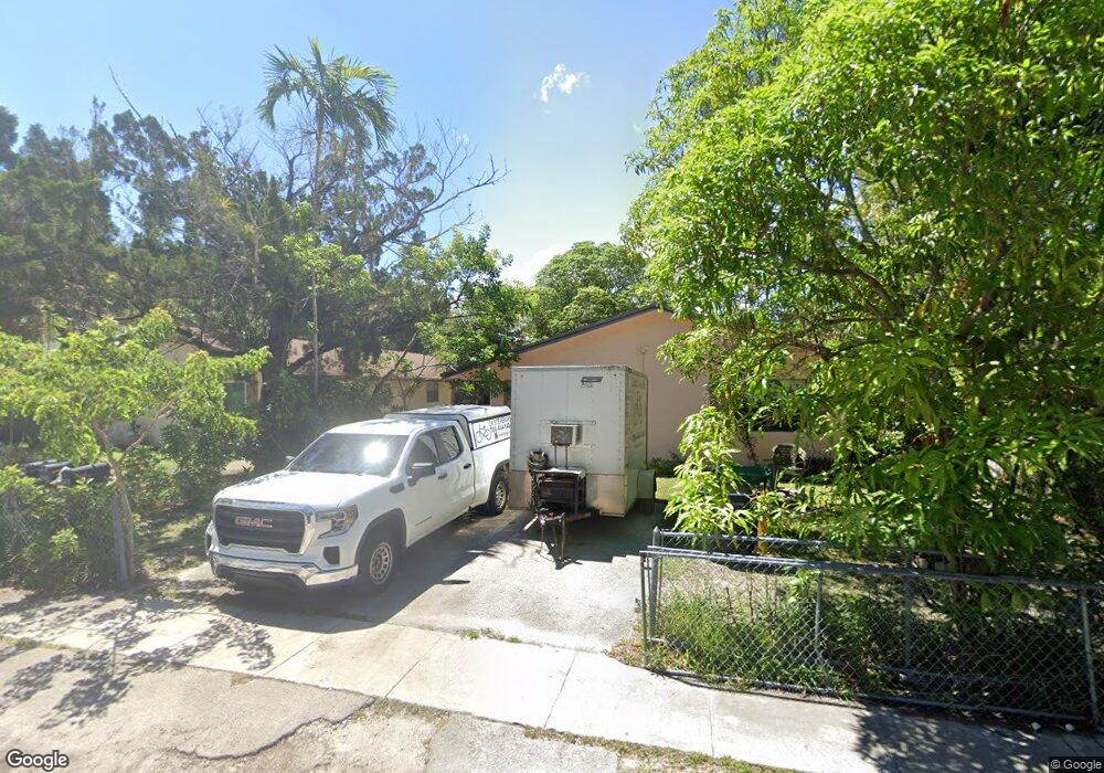 249 SW 7th St unit B, Dania, FL 33004 - photo 1