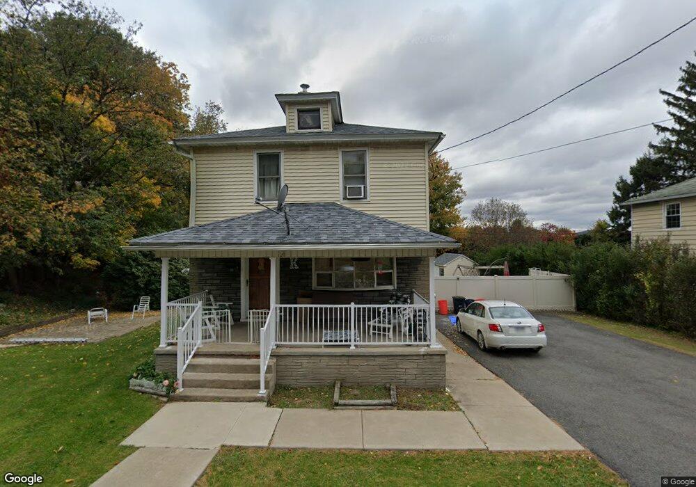 329 Field St, Dunmore, PA 18512 - photo 1