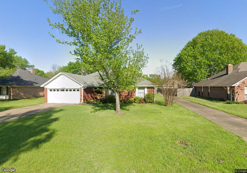 5602 Cliffwood Dr, Texarkana, AR 71854 - photo 1