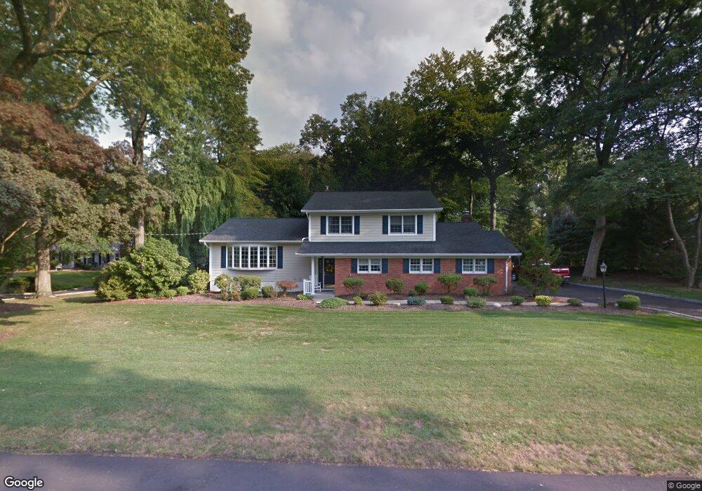 280 Sycamore Ct, Wyckoff, NJ 07481 - photo 1